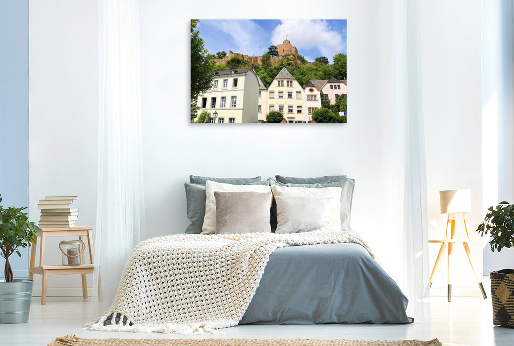 Premium Textil-Leinwand Blick zur Burgruine in Saarburg in Rheinland-Pfalz