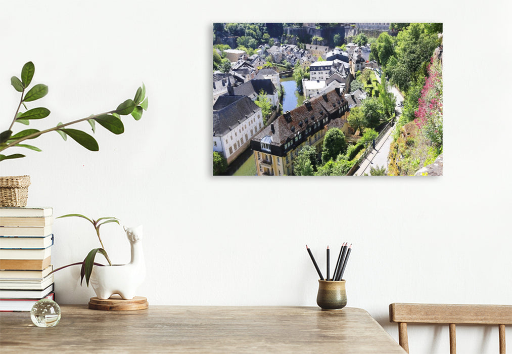 Premium Textil-Leinwand Luxemburg, Stadtteil Grund mit Blick auf die Alzette