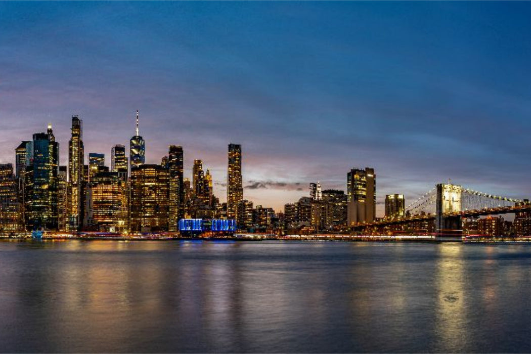 Premium Textil-Leinwand Abendlicht über East River
