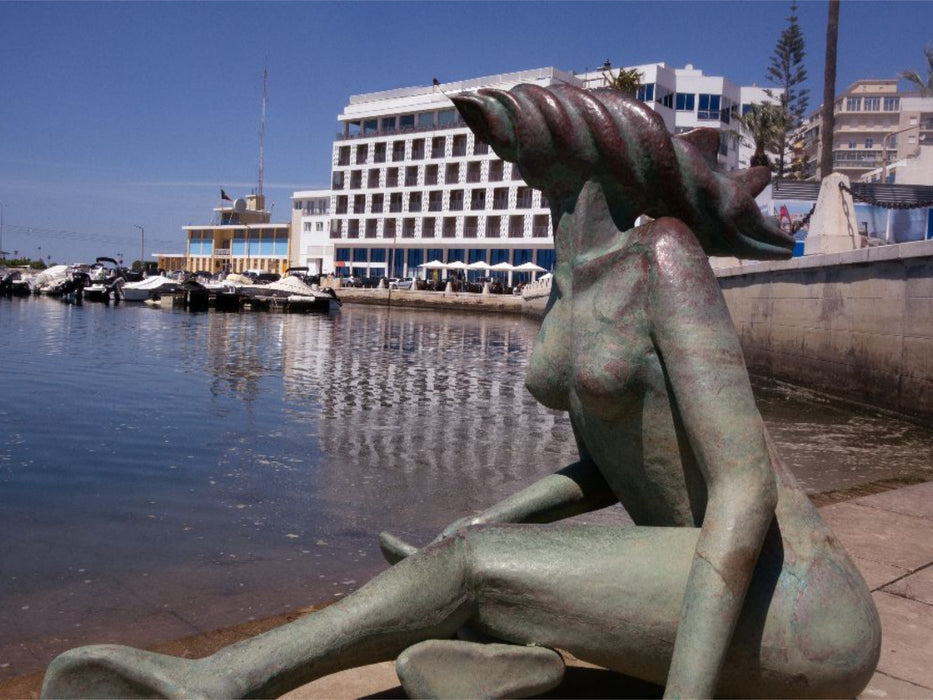 Meerjungfrau im Hafen Faros - CALVENDO Foto-Puzzle'
