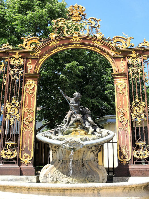 Teilansicht des Neptun-Brunnens auf dem Place Stanislas in Nancy - CALVENDO Foto-Puzzle'