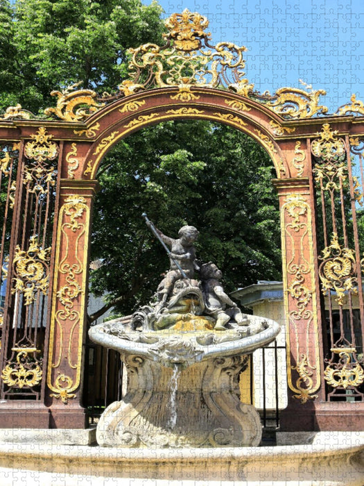 Teilansicht des Neptun-Brunnens auf dem Place Stanislas in Nancy - CALVENDO Foto-Puzzle'