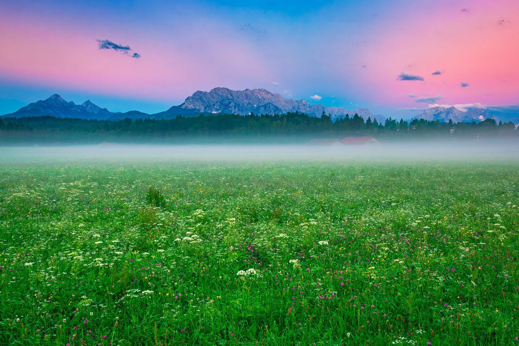 Premium Textil-Leinwand Wettersteingebirge im Morgenlicht