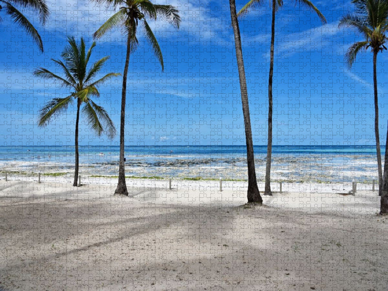 Palmenstrand - CALVENDO Foto-Puzzle'