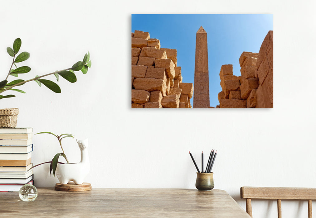 Premium Textil-Leinwand Blick auf den Obelisk von Thutmosis I. (Karnak)