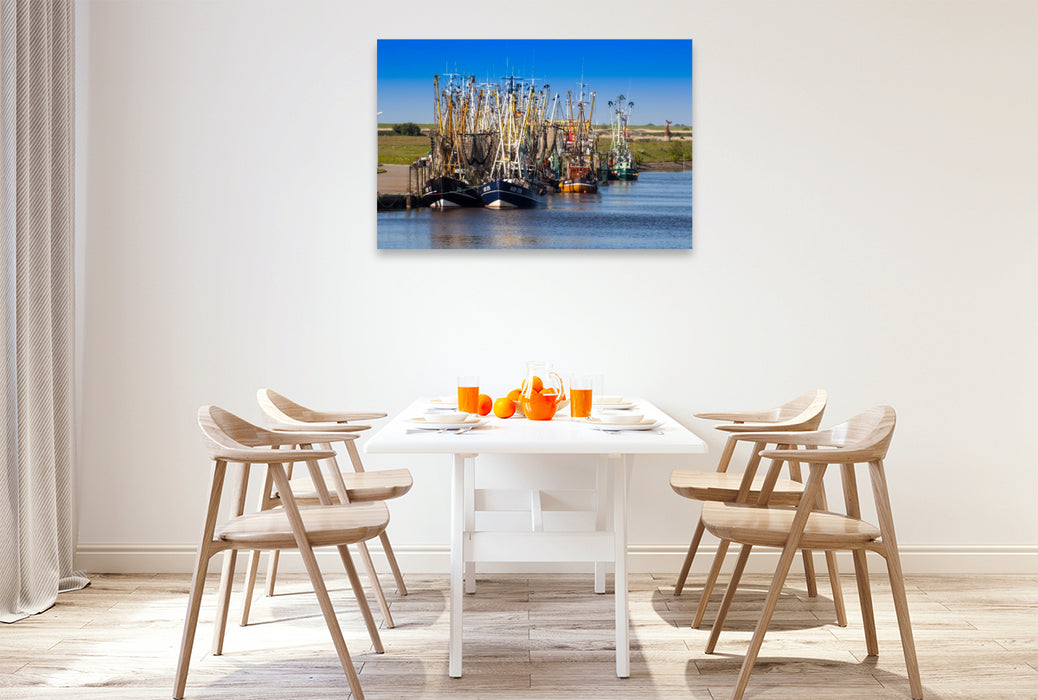 Premium Textil-Leinwand Krabbenkutter im Hafen, Greetsiel, Leybucht, Ostfriesland