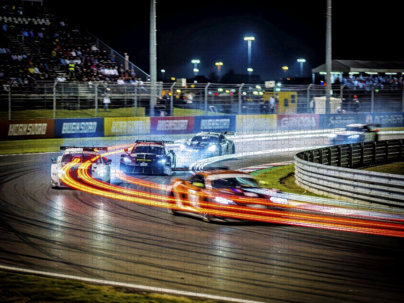 Racing pur, keine Show. Nur Druck. - CALVENDO Foto-Puzzle'
