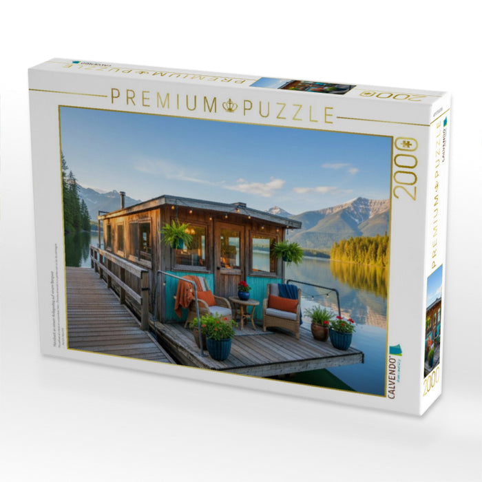 Hausboot an einem Anlegesteg auf einem Bergsee - CALVENDO Foto-Puzzle'