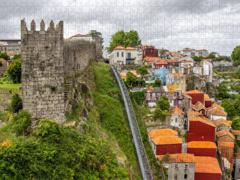 Fernandinische Stadtmauer und die Trasse der Standseilbahn - CALVENDO Foto-Puzzle'