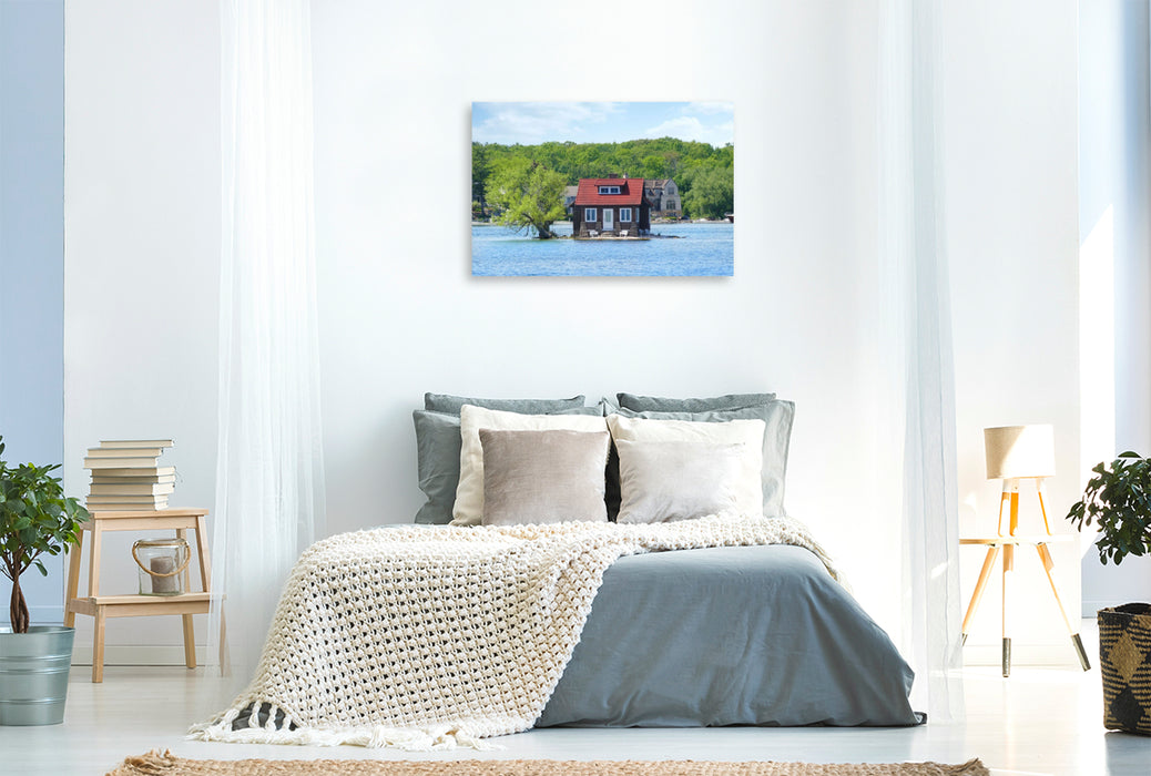 Premium Textil-Leinwand Hub Island „Just Room Enough Island“ (kleinste Insel) im Abfluss des Ontariosees in den Sankt-Lorenz-Strom, Ontario