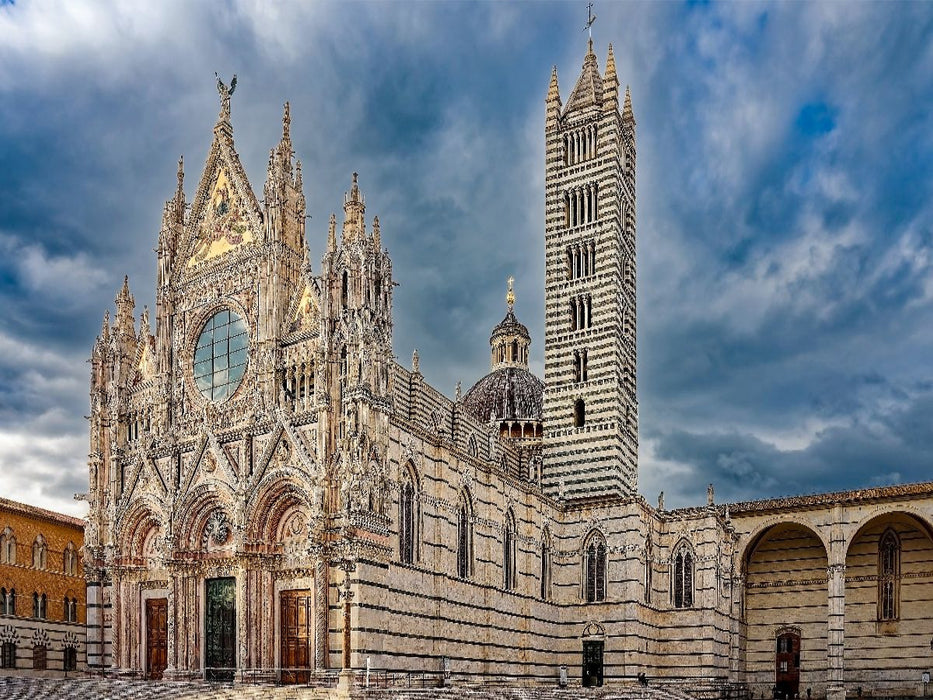 Siena: Die prachtvolle gotische Fassade des Doms Santa Maria Assunta und der charakteristisch gestreifte Glockenturm. - CALVENDO Foto-Puzzle'