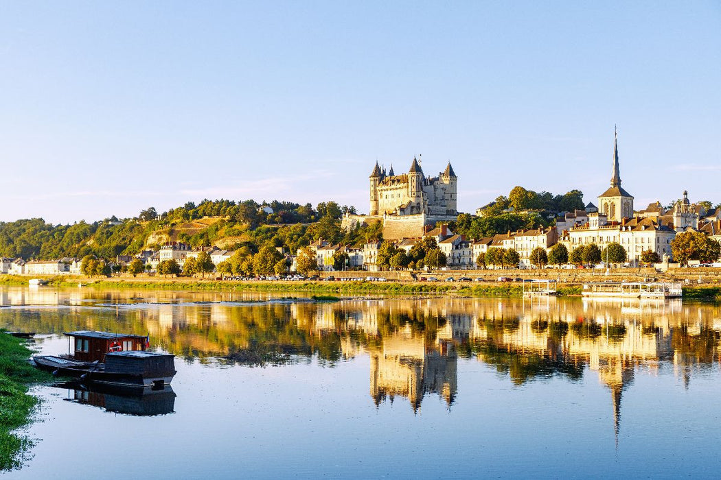 Premium Textil-Leinwand Saumur mit Château de Saumur und Kirche Saint-Pierre