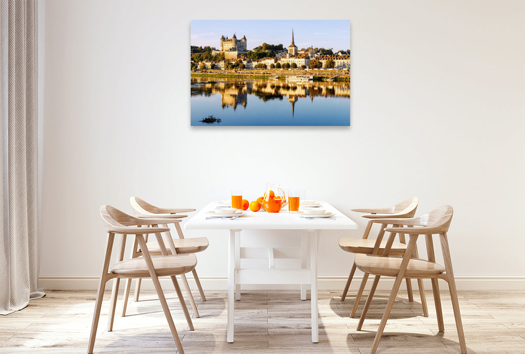 Premium Textil-Leinwand Saumur: Stadtansicht mit Château du Saumur und Kirche Saint-Pierre
