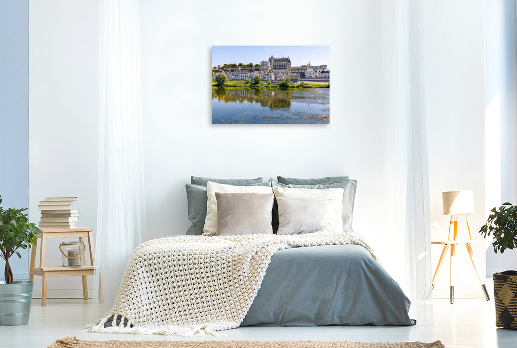 Premium Textil-Leinwand Amboise: Stadtansicht mit Château Royal