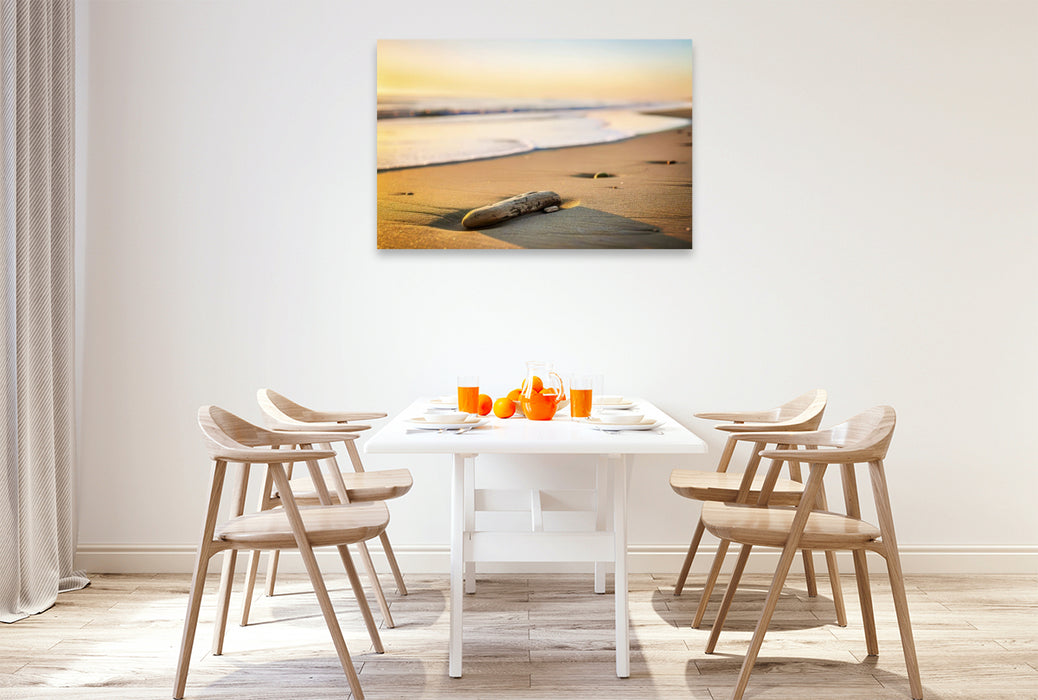 Premium Textil-Leinwand Sonne als Silhouette, warm, aber minimal.