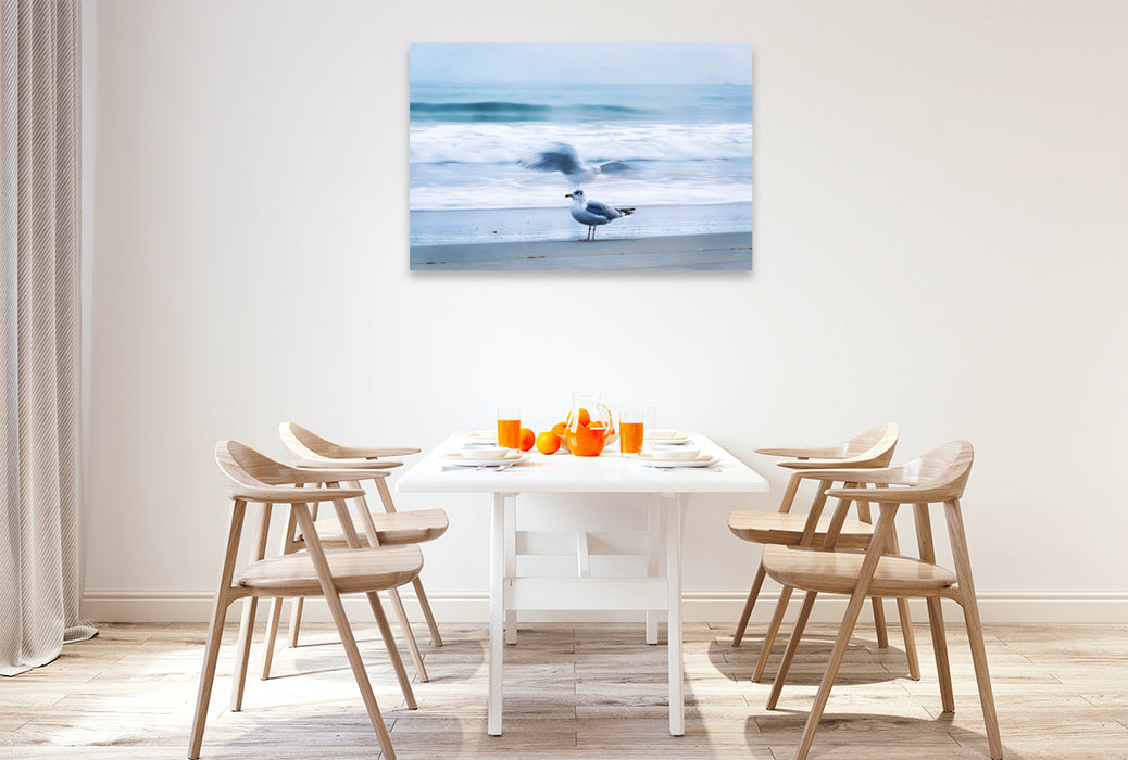 Premium Textil-Leinwand Ein Motiv aus dem Kalender Minimal-Art - am Strand