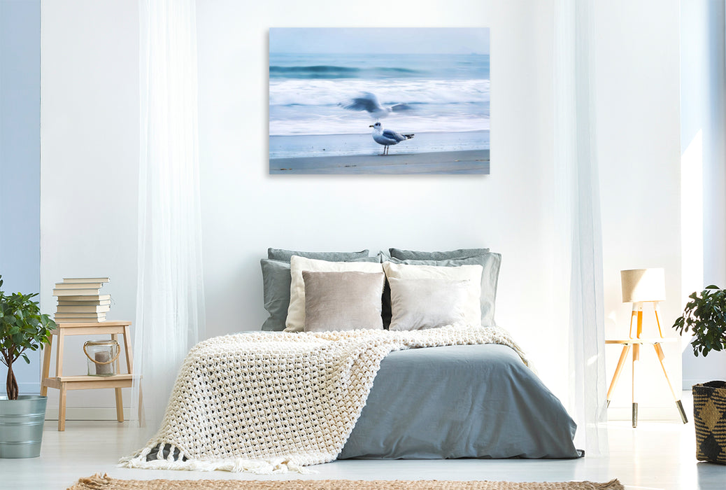 Premium Textil-Leinwand Ein Motiv aus dem Kalender Minimal-Art - am Strand