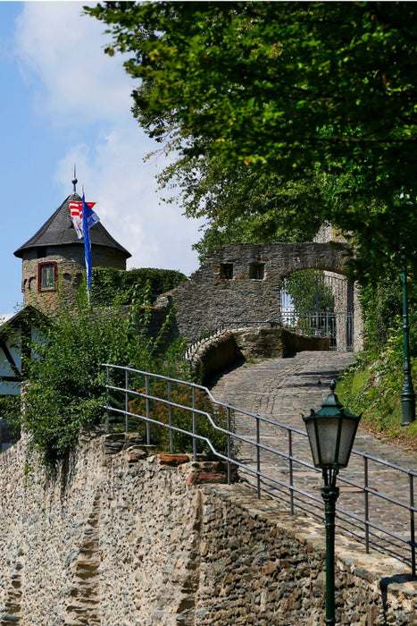 Premium Textil-Leinwand Auf der Burg