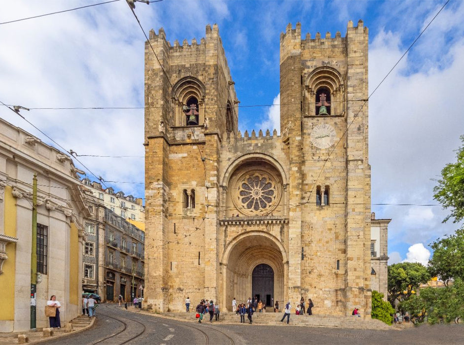 Lissabons älteste Kirche im Herzen der Alfama - CALVENDO Foto-Puzzle'