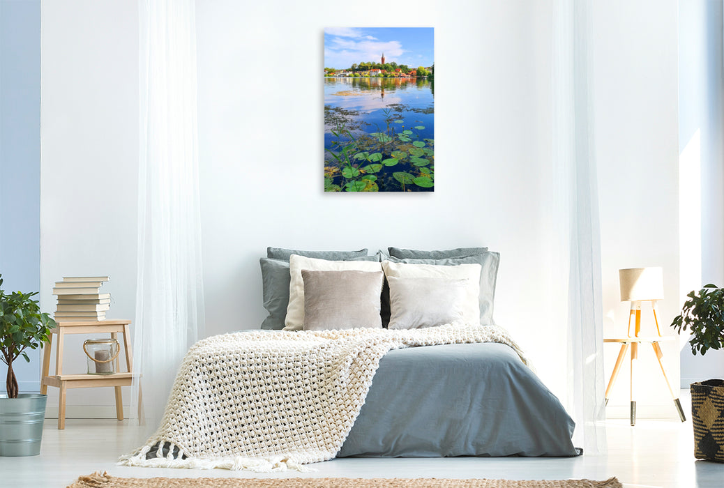 Premium Textil-Leinwand Stadtkirche in Feldberger Seenlandschaft