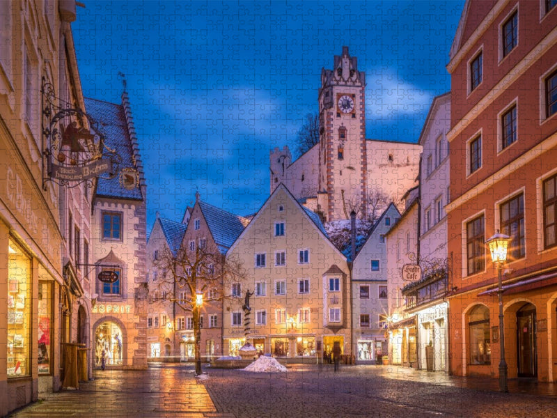 Altstadt von Füssen mit Blick zum Hohen Schloss - CALVENDO Foto-Puzzle'