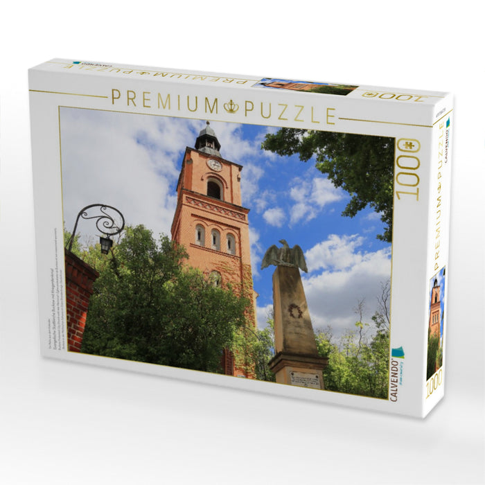 Evangelische Stadtkirche Buckow mit Kriegerdenkmal - CALVENDO Foto-Puzzle'