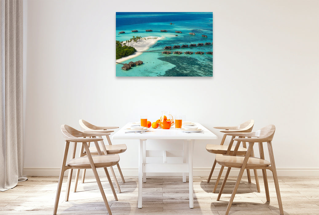 Premium Textil-Leinwand Wasservillen und weiße Sandstrände – Malediven aus der Vogelperspektive