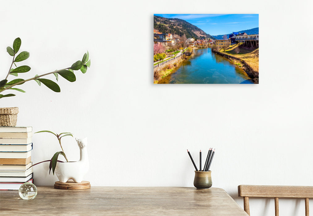 Premium Textil-Leinwand Die Mur und der Blick zur Stolzalpe