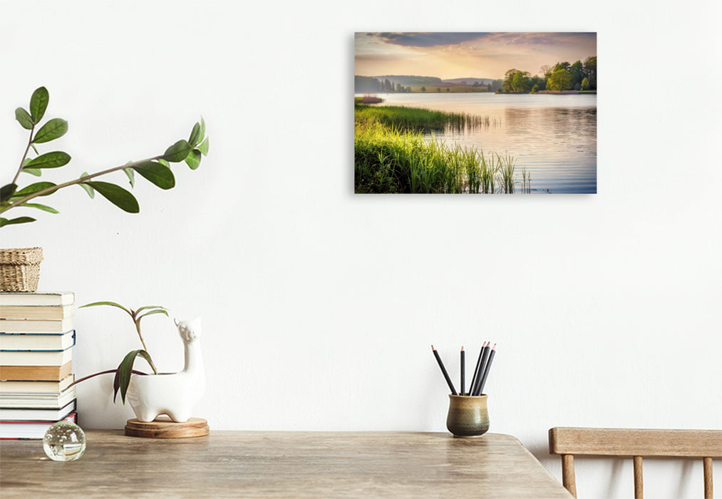 Premium Textil-Leinwand Wo Wasser zur Ruhe kommt und Gedanken frei werden.