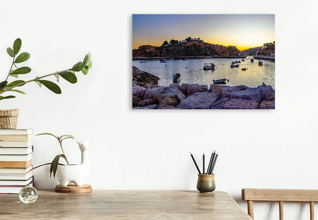 Premium Textil-Leinwand Abendruhe im Hafen von Albufeira