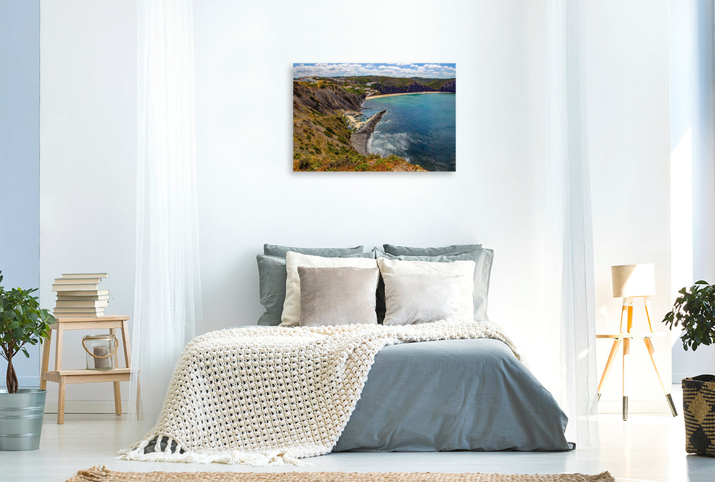 Premium Textil-Leinwand Der kleine Fischerhafen von Praia da Arrifana