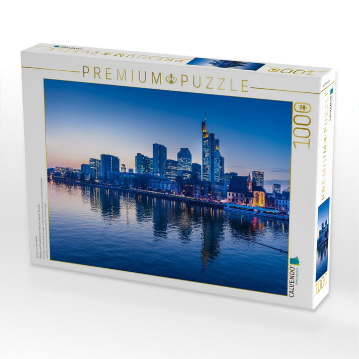 Skyline von Frankfurt am Main zur blauen Stunde - CALVENDO Foto-Puzzle'