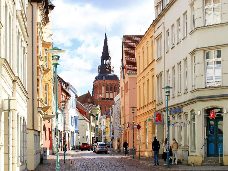 Güstrow, Hageböckerstraße, Blick auf St. Marien - CALVENDO Foto-Puzzle'