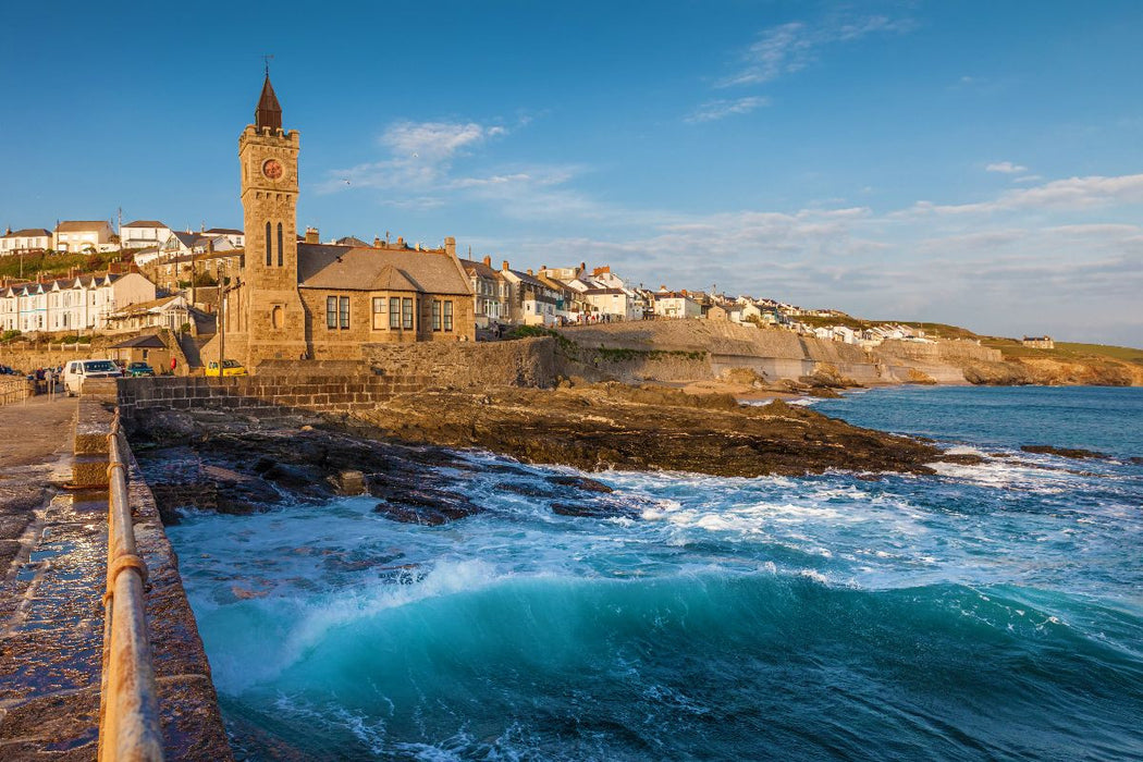 Premium Textil-Leinwand Kirche am Kai in Porthleven, Cornwall, England