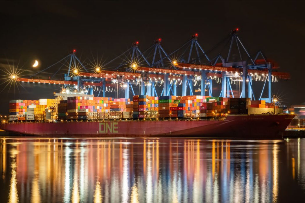 Premium Textil-Leinwand Containerschiff One Hannover