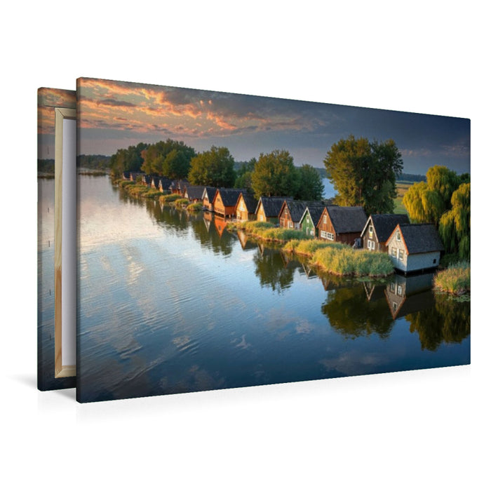 Premium Textil-Leinwand Bootshäuser an der Müritz