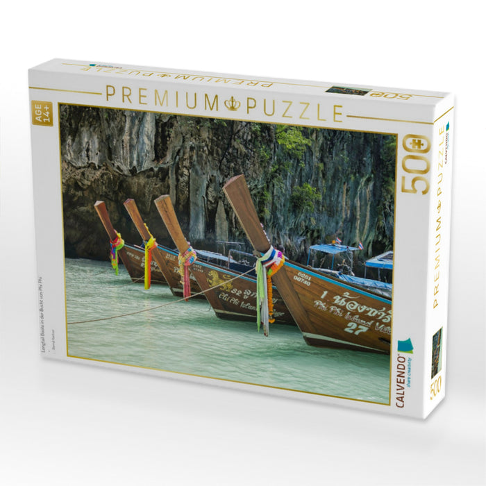 Longtail Boote in der Bucht von Phi Phi - CALVENDO Foto-Puzzle'