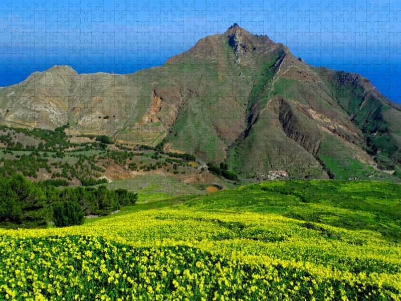 Pico Branco blühender Klee - CALVENDO Foto-Puzzle'