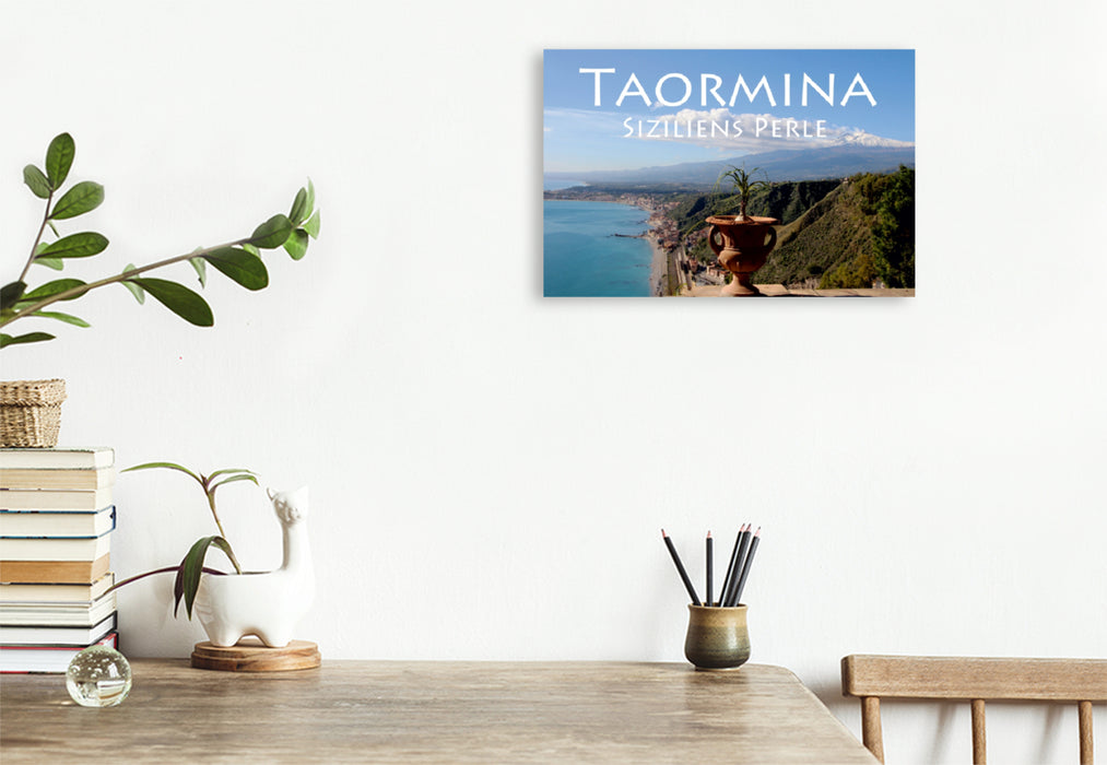Premium Textil-Leinwand Premium Textil-Leinwand 120 cm x 80 cm quer Ein Motiv aus dem Kalender Taormina Siziliens Perle