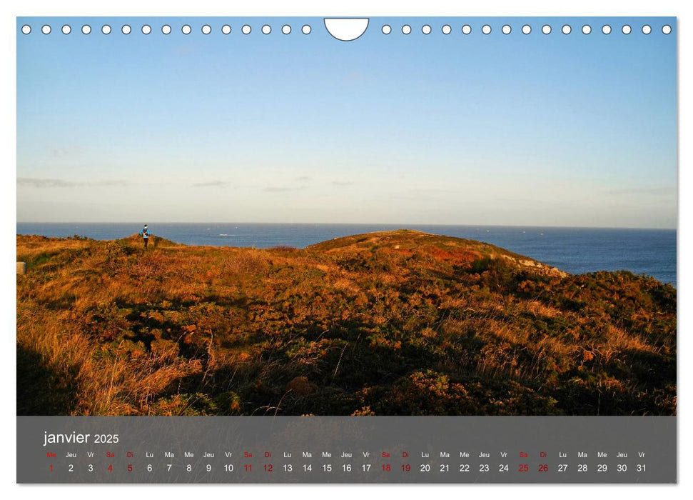 LE SENTIER DES DOUANIERS. Parcourir ce joyau breton. (CALVENDO Calendrier mensuel 2025)