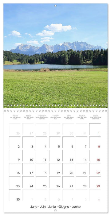 Dreamlike landscapes in Upper Bavaria (CALVENDO Monthly Calendar 2025)