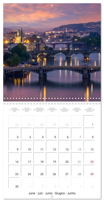 PRAGUE Highlights (CALVENDO Monthly Calendar 2025)