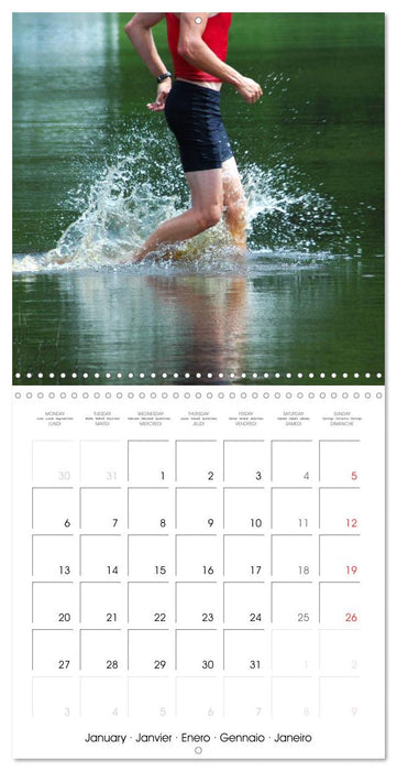 Triathlon Fairly Close (CALVENDO Monthly Calendar 2025)