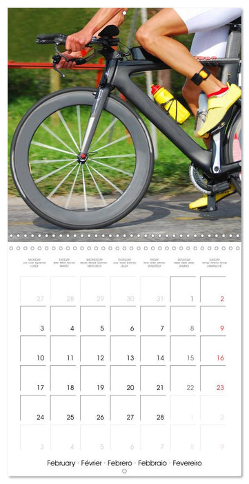 Triathlon Fairly Close (CALVENDO Monthly Calendar 2025)