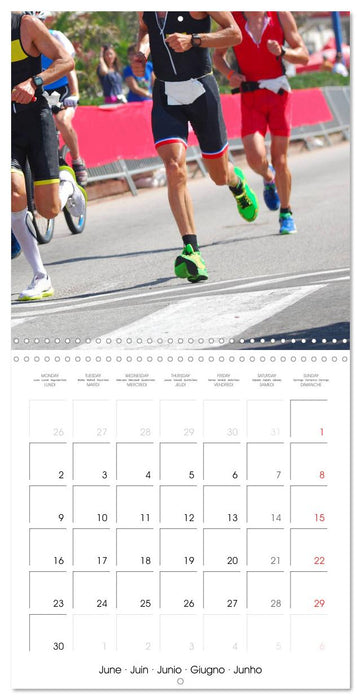 Triathlon Fairly Close (CALVENDO Monthly Calendar 2025)