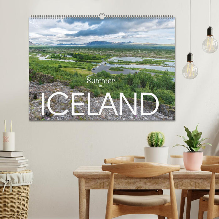 Summer in Iceland (CALVENDO Monthly Calendar 2025)