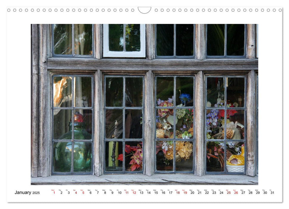 Charming Windows and Doors (CALVENDO Monthly Calendar 2025)