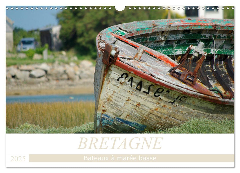 BRETAGNE Bateaux à marée basse (CALVENDO Calendrier mensuel 2025)