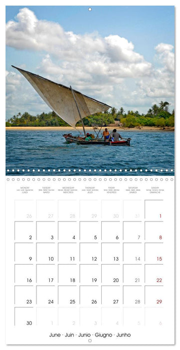 Destination Lamu (CALVENDO Monthly Calendar 2025)