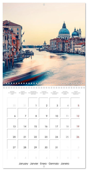 A Journey In Venice (CALVENDO Monthly Calendar 2025)